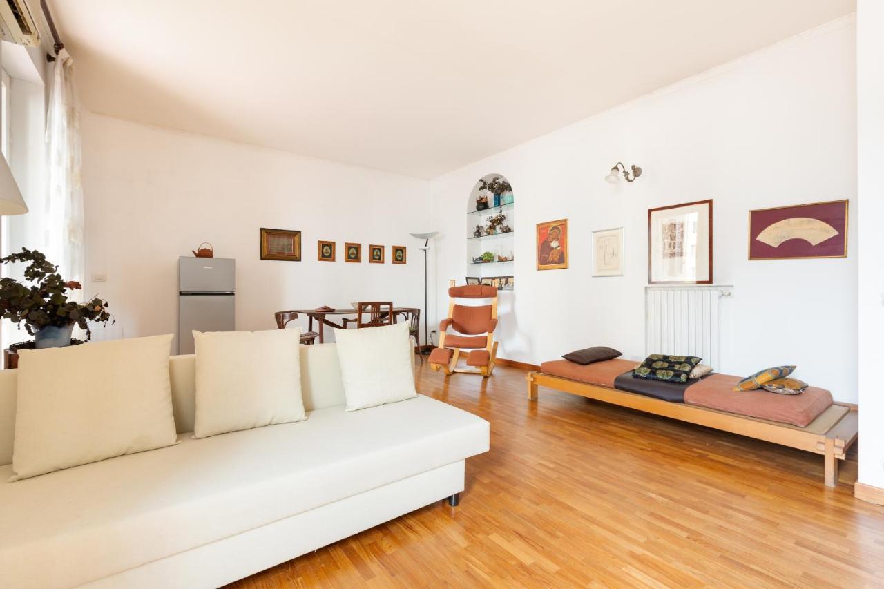 Cozy Apt With Balcony - Porta Romana District Milan Exterior photo